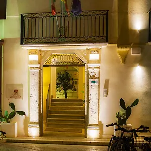 Aegusa 3*, Favignana Italia