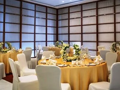 Villa Rotana Dubai 4*,